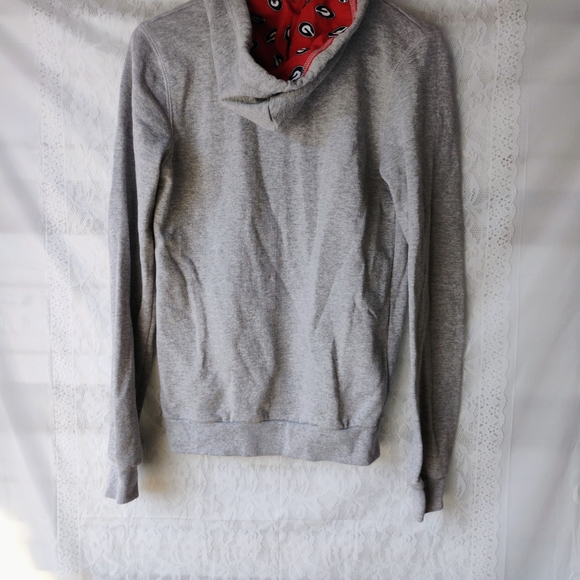 Soffe Gray V-Neck Hoodie with Georgia Bulldogs Logo - Picture 2 of 4